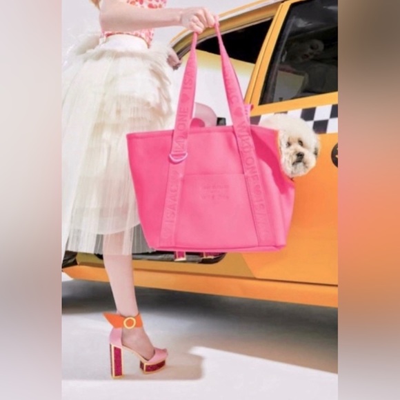 **SOLD OUT** NWT Isaac Mizrahi 💗🧡💗 Wild One Everyday Pet Carrier Dog Tote - Picture 2 of 9